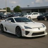 レクサスLFAの中古車の相場の違いと高騰の理由とは