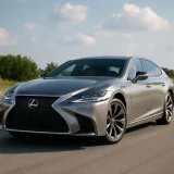 レクサスLS500hの燃費比較と注意点まとめ【購入前必見】